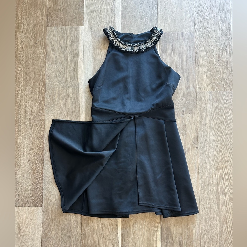 Bebe cocktail cupcake flare dress round collar beads short sleeves size medium
